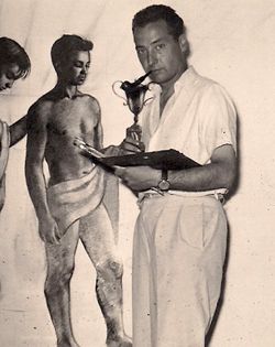 Fidel Trias in front of the mural at the Marcet swimming pool, 1952
